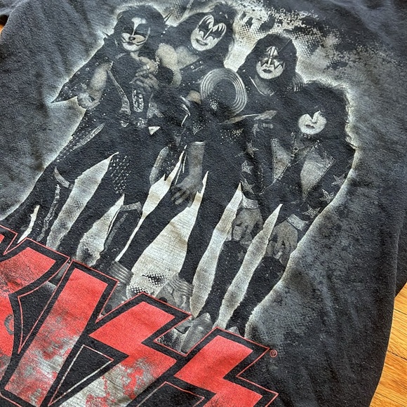 Kiss Band Concert T-Shirt Alive 35 Tour / Large / Canada Tour - Picture 3 of 10